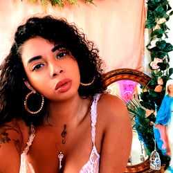 Model: Killahkvsh, OnlyFans Los Angeles