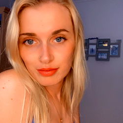 Aims.001, UK - OnlyFans Model