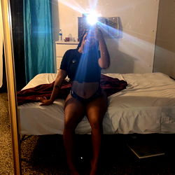 Onlyfans Model in Room