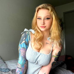 Baby Bunny 🐰 (5'1/34DDD)🍒 photo