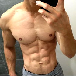 Kentaro - Aesthetic Bodybuilder