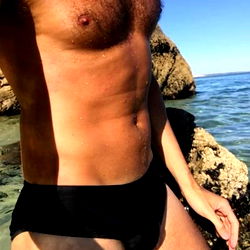 OnlyFans Model Lisbontop Shows Off