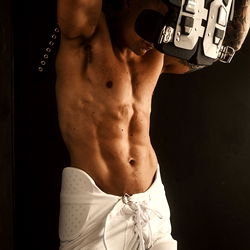 OnlyFans Model Riley Walker Showcasing His Shirtless Athletic Body