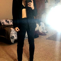 Candid Moment of Abs: A Model in Action