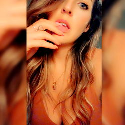 Miss Gem 💎 - Canadian Onlyfans Model