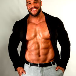 AJ Xclusive: Bodybuilder Model Pose
