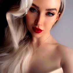 Vegas Model Reminisce Poses for Instagram