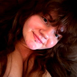 Haley: A 25-year-old woman from Indiana, USA