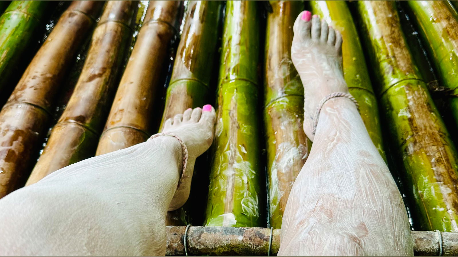 Yoyo X Feet Funsies photo