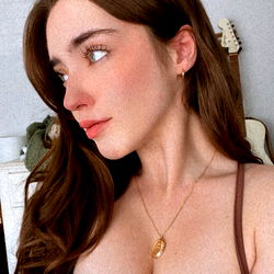 OnlyFans Model Sophia - Gender Revealed