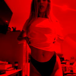 OnlyFans Model: Alecsandra Uncensored