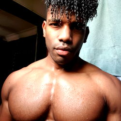 Alfre2SoB Fitness Model in Gym Clothing