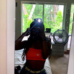 Stoney, OnlyFans Model, Sharing a Mirror Selfie from Washington, USA