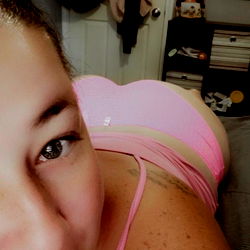 Brittany &amp; Amanda, Kansas Onlyfans Model