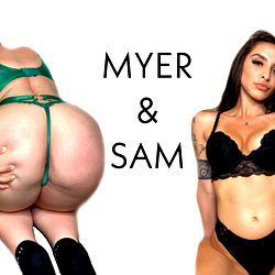 Barely legal Girl Girl 🔞😇💦 photo