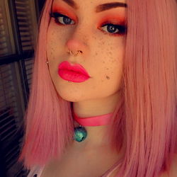 AndyCandy's Pink Hair with Blue Dots Makeup Look