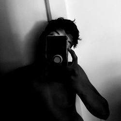 Intimate Selfie of Edad, a 18-Year-Old from Costa Rica