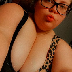 Alexandria's Cheeky Snapchat Moment