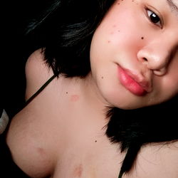 Stylish Model with Bangkok Vibe, 𝐁&amp;𝐓