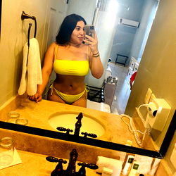 OnlyFans Model Nayellie Posing in Hotel Bathroom