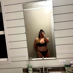 Skylar, a Texas OnlyFans Model