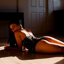 Glamorous OnlyFans Model Kitana in Sunlit Room