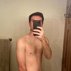 Minnesota-Based Model Alex Houston