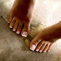 ChariteeOfficial photo