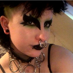 GothitaUwu's Tattooed Punk Makeup Look