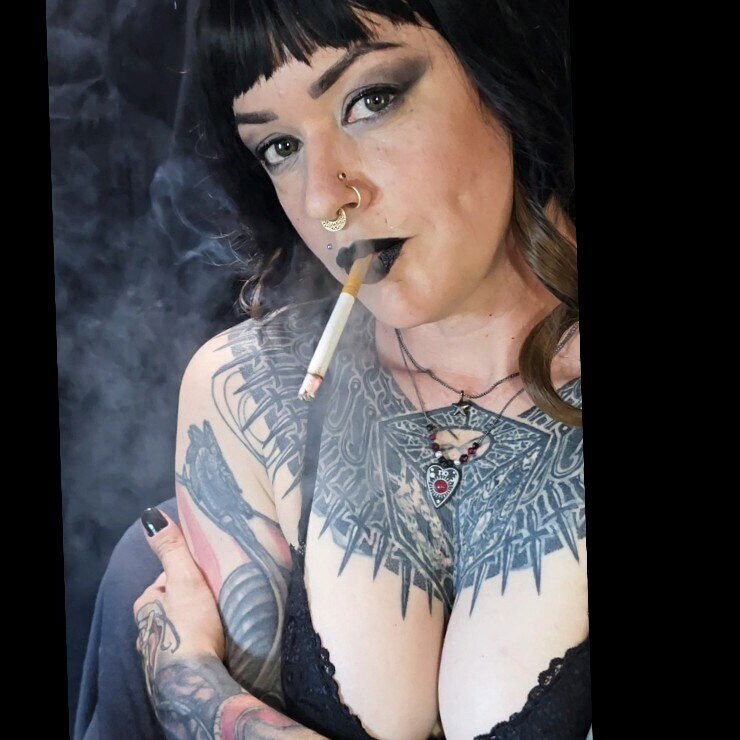 Smoking Lace photo