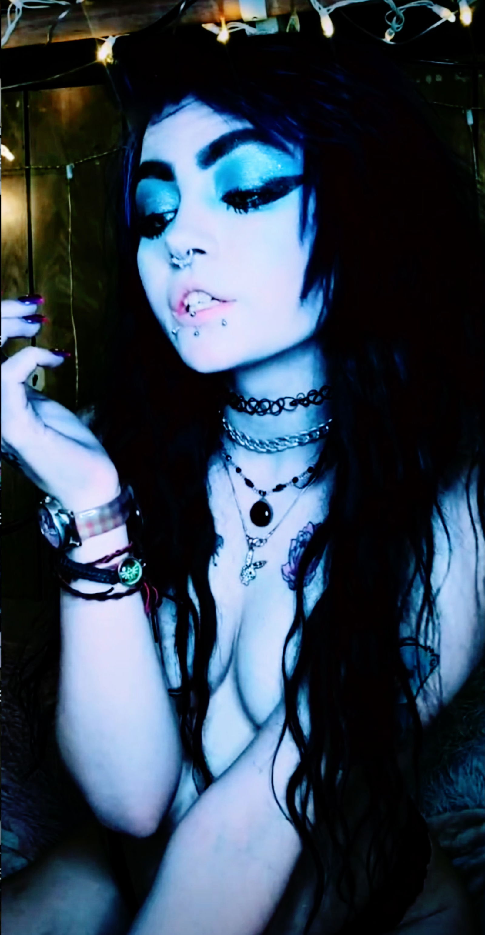 𝕸𝖔𝖑𝖑𝖞𝕽𝖔𝖙 ♡ photo