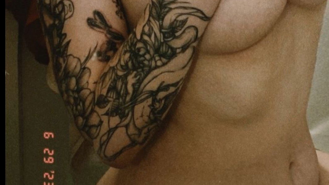 Sophie❤️‍🩹 photo