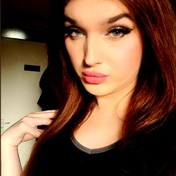 TGirlSky Stuns with Confidence in Selfie