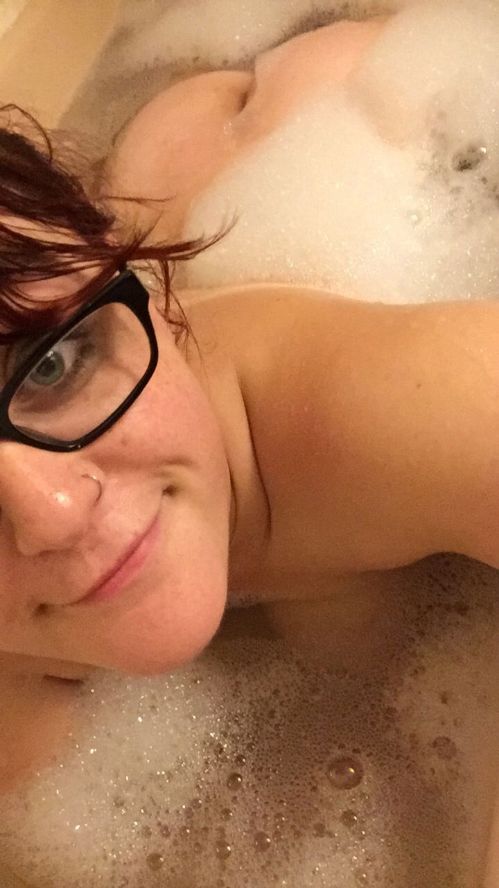 Make Y’a Beg Meg photo