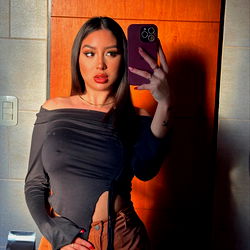 Alexa FREE TOP 2.9 % ๐ photo