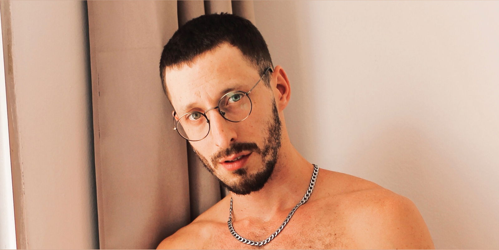 Bernardot 🍆 photo