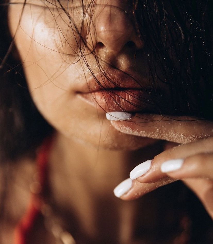 Exclusive content of A photo