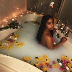 ʙʟᴀꜱɪᴀɴ ꜰʀᴇᴀᴋ ɴᴇxᴛ ᴅᴏᴏʀ 😈 photo