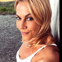 MileyWeasel: A Fan's Delight