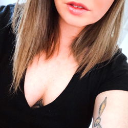 Athena Anne on OnlyFans, Showcasing Style and Personality