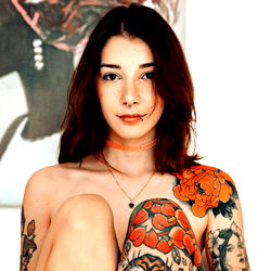 Alicia - A Nearby Model for Onlyfans