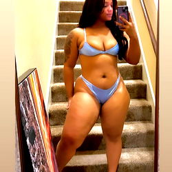 OnlyFans Model MsPretty in a Blue Bikini Showcasing Her Fitness