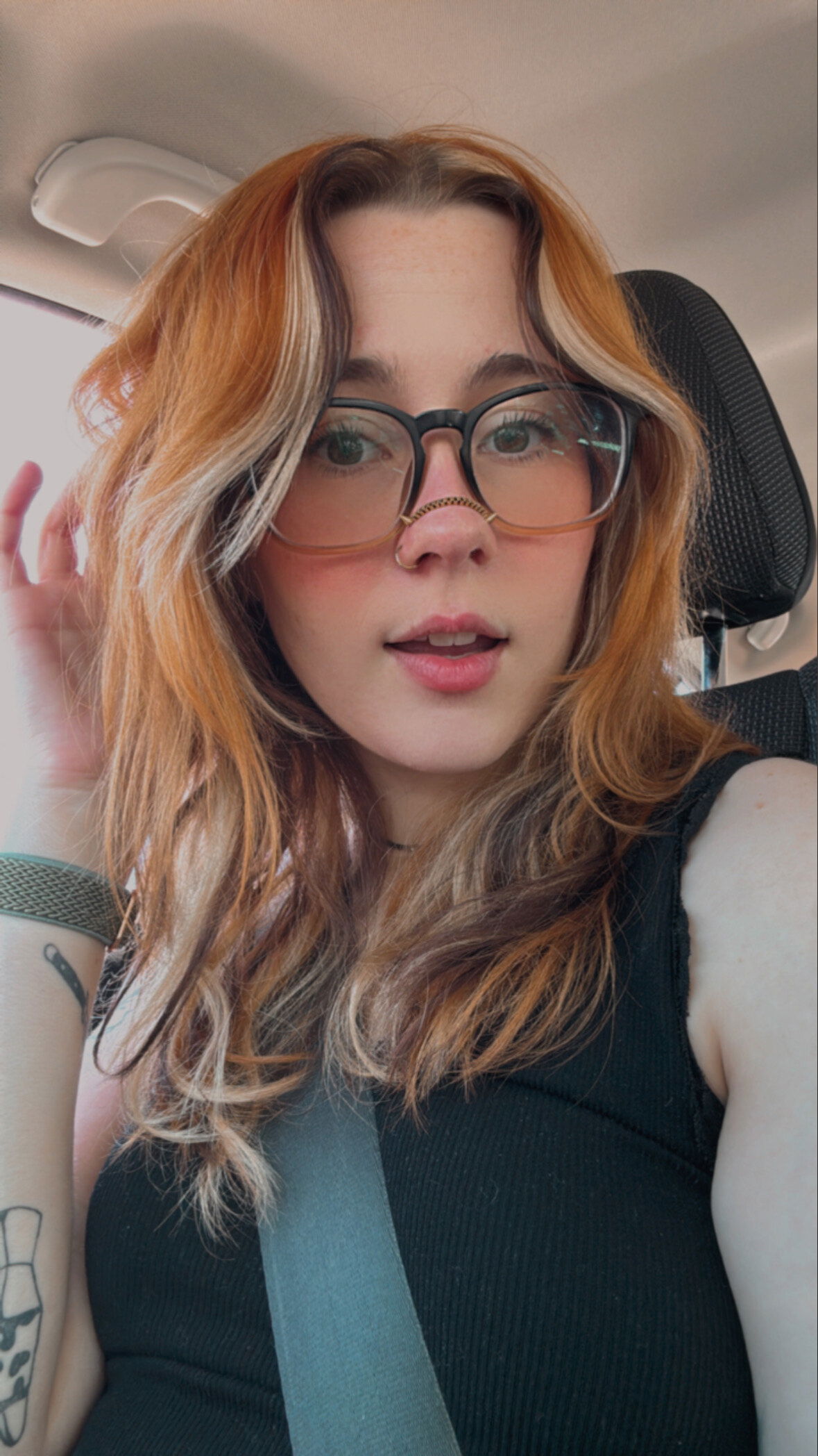 Free Cake 🧁✨ photo