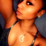 Aree Davis: Elegant OnlyFans Model from Chicago