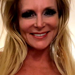 😻More Heather VIP photo