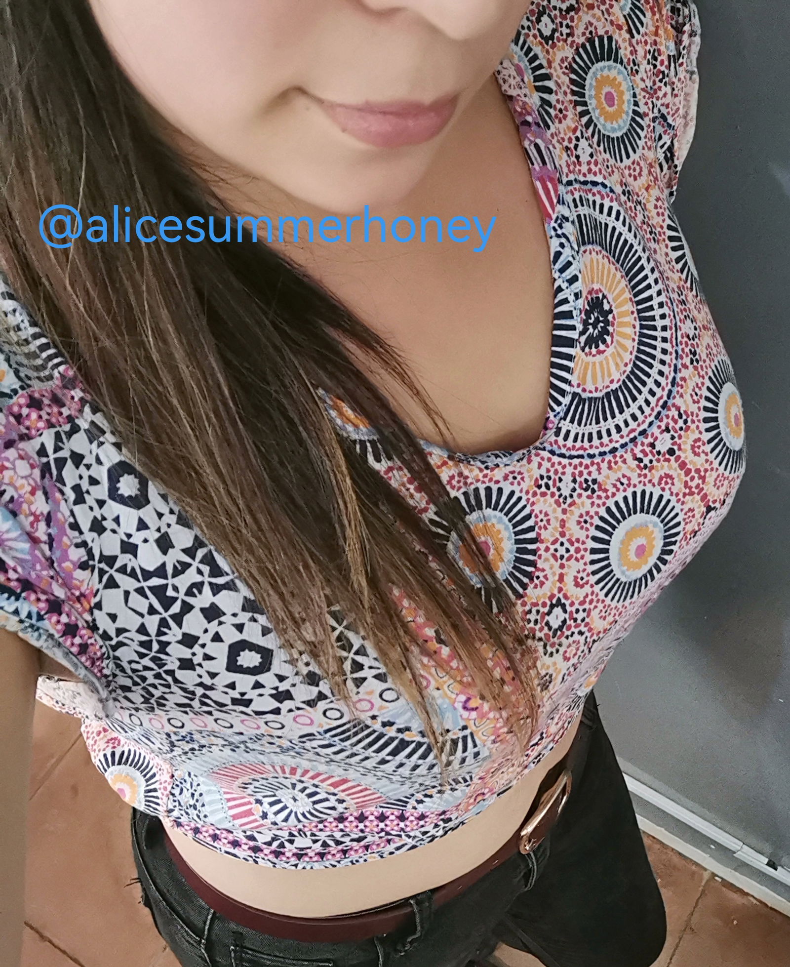 Alice Summer Honey photo