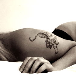 Amelia Bloom FREE!! photo