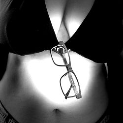 An OnlyFans Model with a Glasses-Wearing Necklace