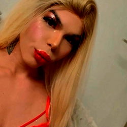 Beautiful OnlyFans Model Selenna Mártires - Brazil