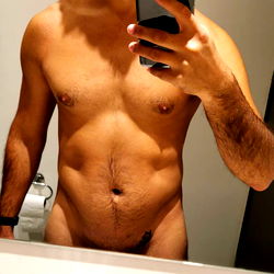 OnlyFans Model Alexx Lex: Unfiltered, Confident, and Body Positive